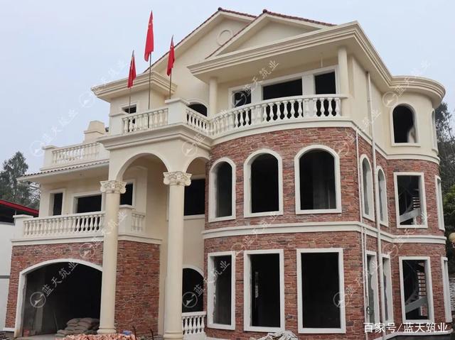 乡村三层别墅建筑设计图 乡村三层别墅建筑设计图