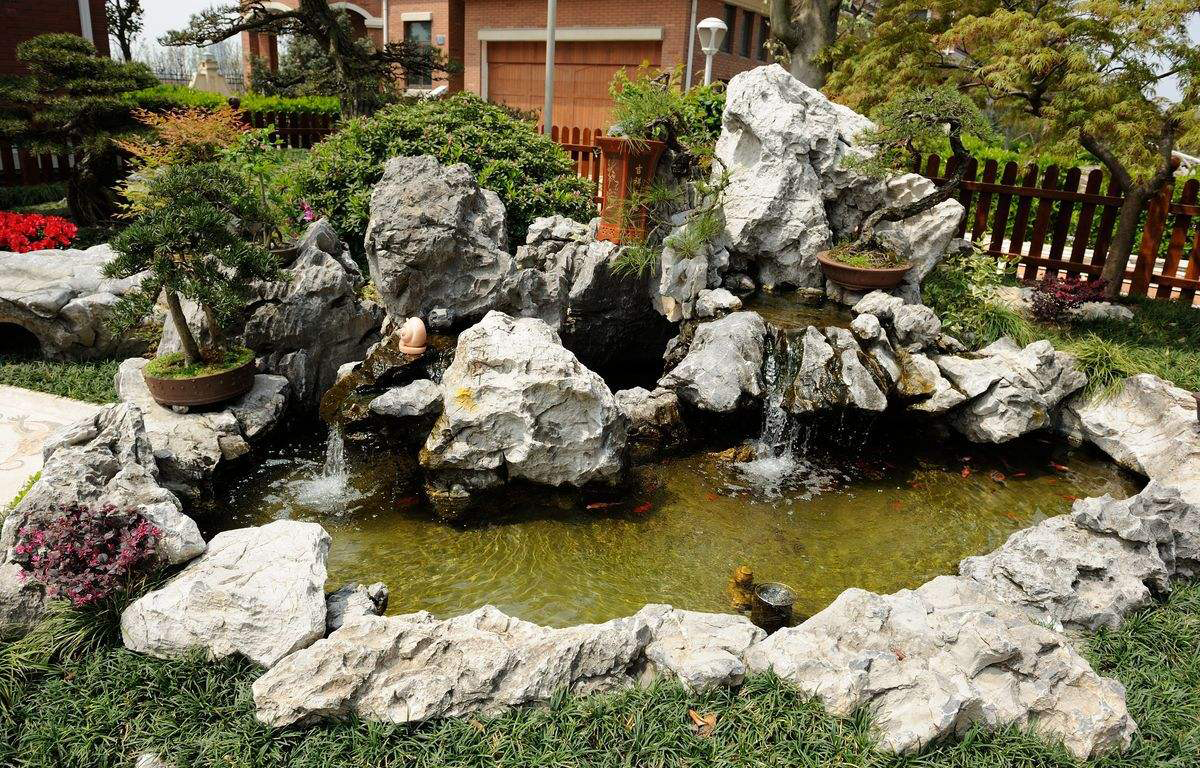 庭院水池风水禁忌.jpeg 庭院水池风水禁忌.jpeg