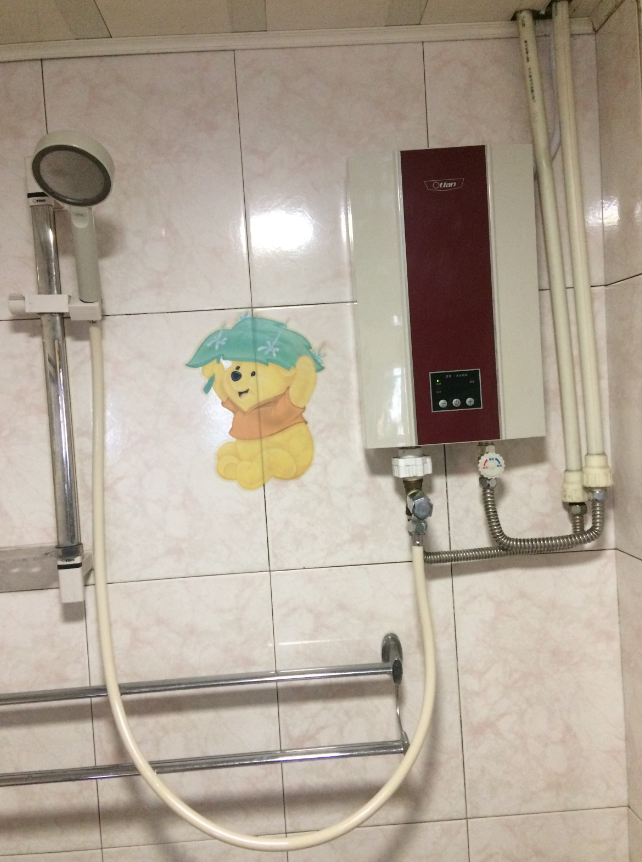 即热式电热水器的优点与缺点 (3).png 即热式电热水器的优点与缺点 (3).png